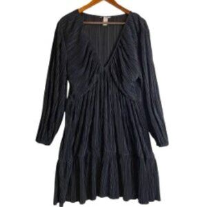 H & M WOMEN'S BLACK DRESS NARROW PLEATED JERSEY V-NECK SIZE 12